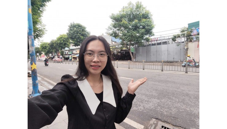 Nhà 3 tầng BTCT ngay Kênh Tân Hoá Tân Phú chỉ 5Đ lớn